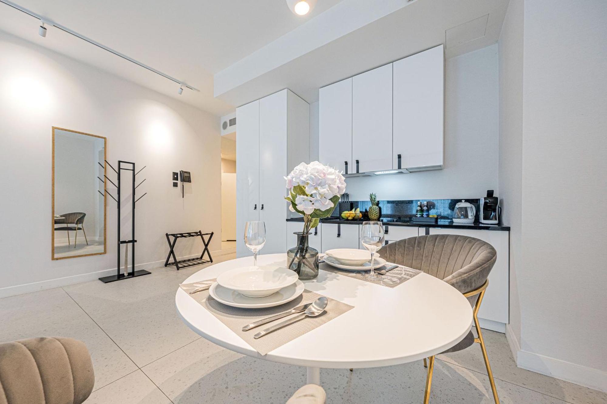 Deo Plaza Apartamenty Premium By Rent Like Home 그단스크 외부 사진